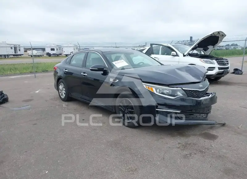 2017 KIA Optima фото