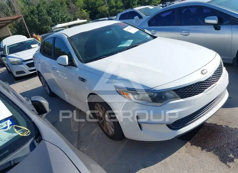 2017 KIA Optima фото