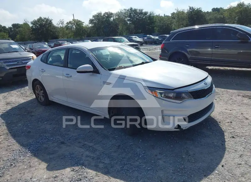 2017 KIA Optima photo