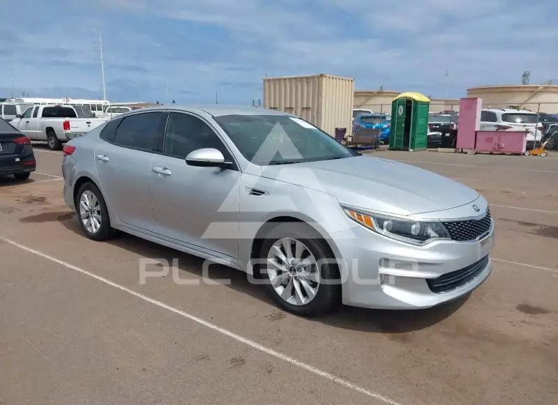 2017 KIA Optima фото