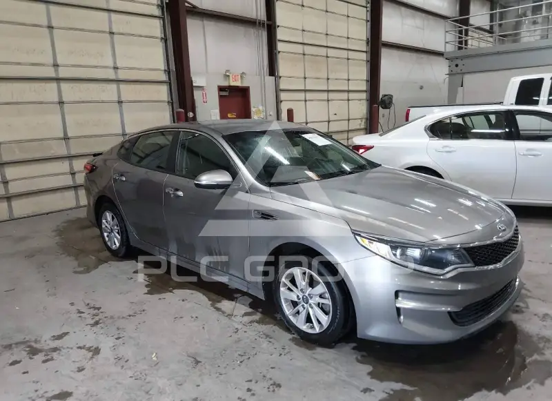 2017 KIA Optima фото