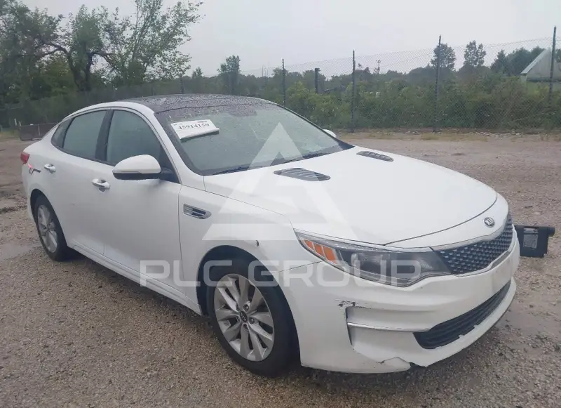 2017 KIA Optima фото