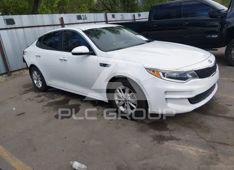 2017 KIA Optima фото