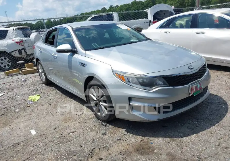 2017 KIA Optima фото