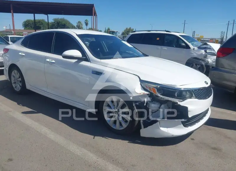 2017 KIA Optima фото