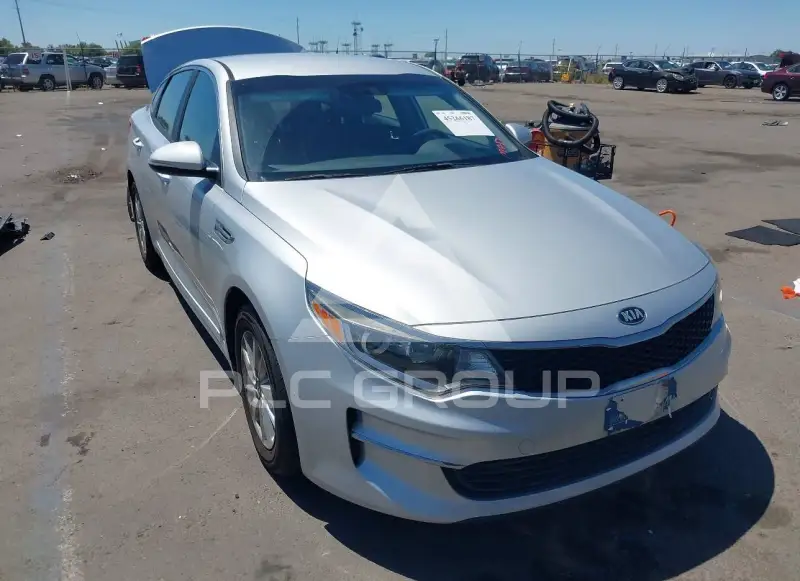 2017 KIA Optima фото