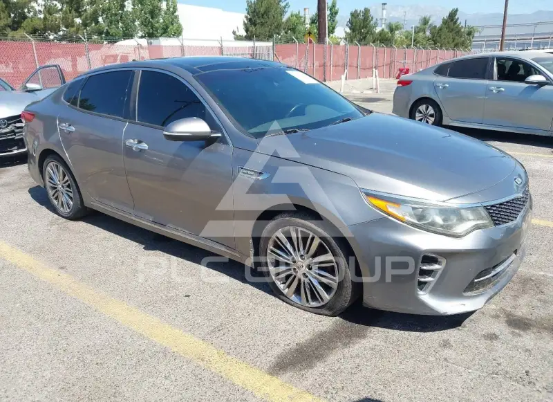 2017 KIA Optima фото