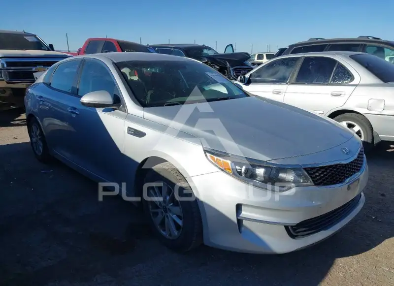 2017 KIA Optima фото
