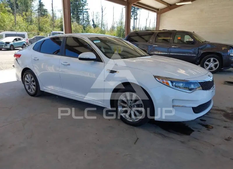 2017 KIA Optima фото