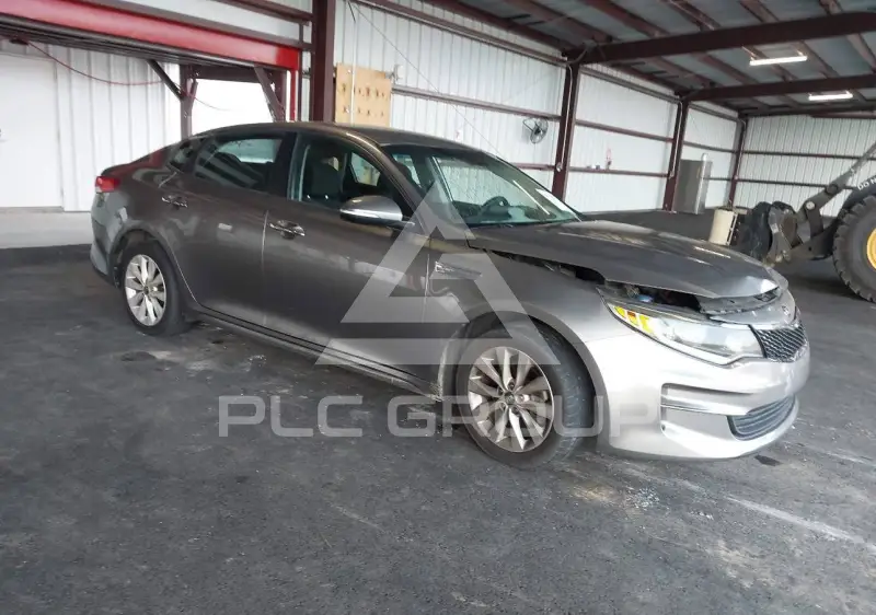 2017 KIA Optima photo