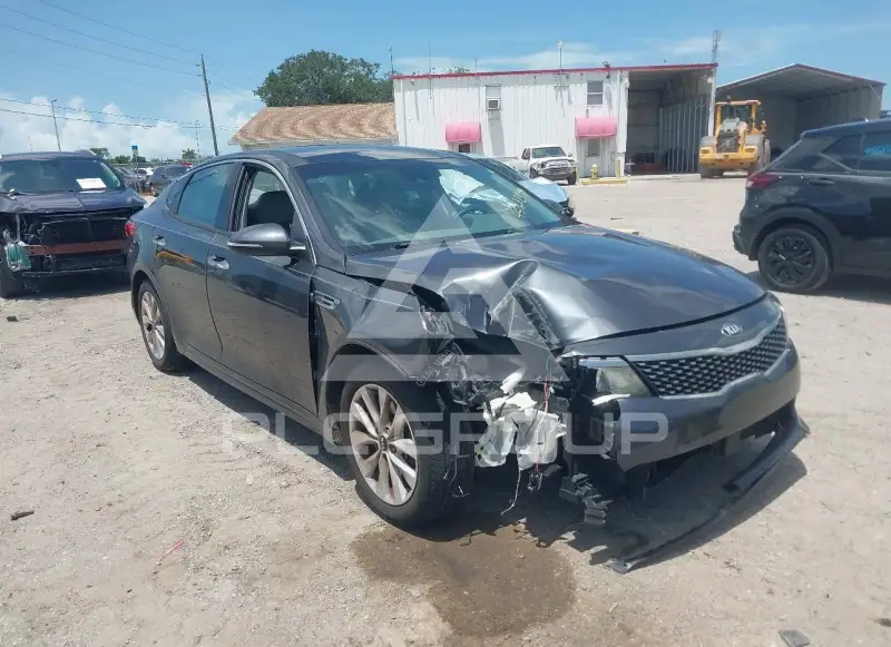 2017 KIA Optima фото