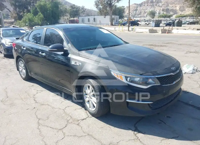 2017 KIA Optima фото