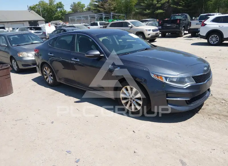 2017 KIA Optima фото