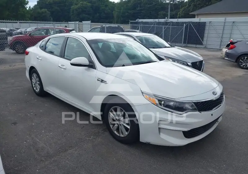 2017 KIA Optima фото