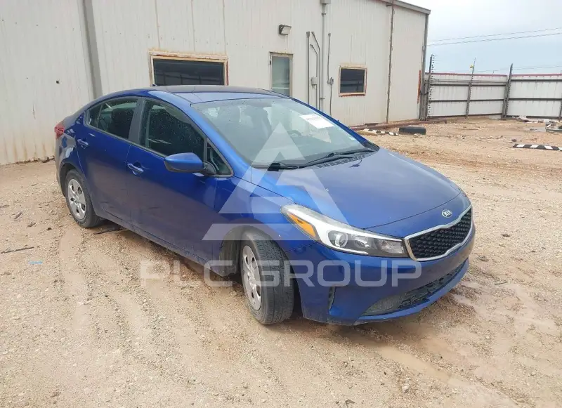 2017 KIA Forte photo