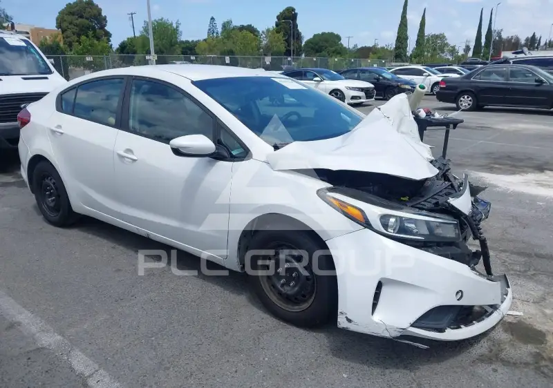 2017 KIA Forte photo