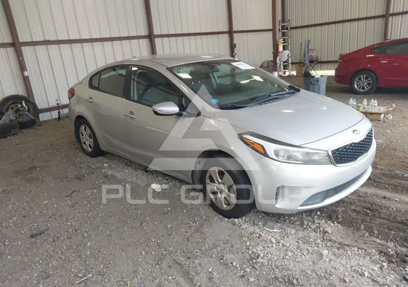 2017 KIA Forte фото