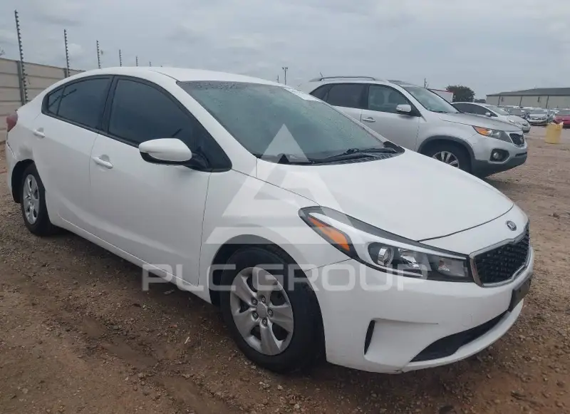 2017 KIA Forte фото