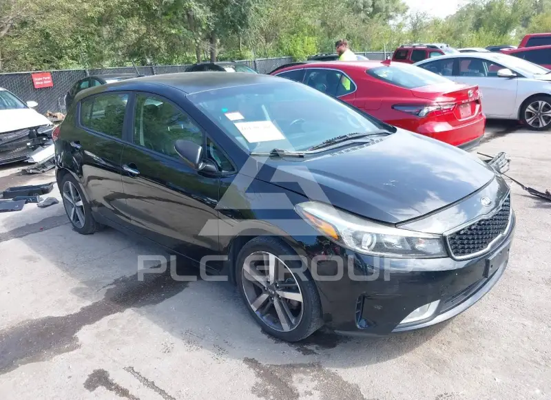 2017 KIA Forte фото
