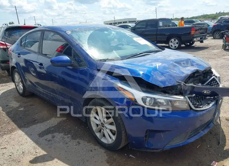 2017 KIA Forte фото