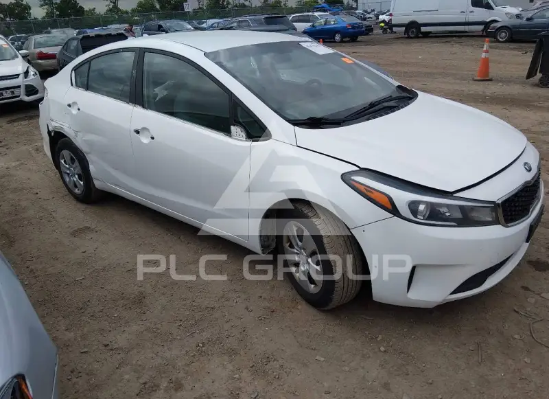 2017 KIA Forte фото