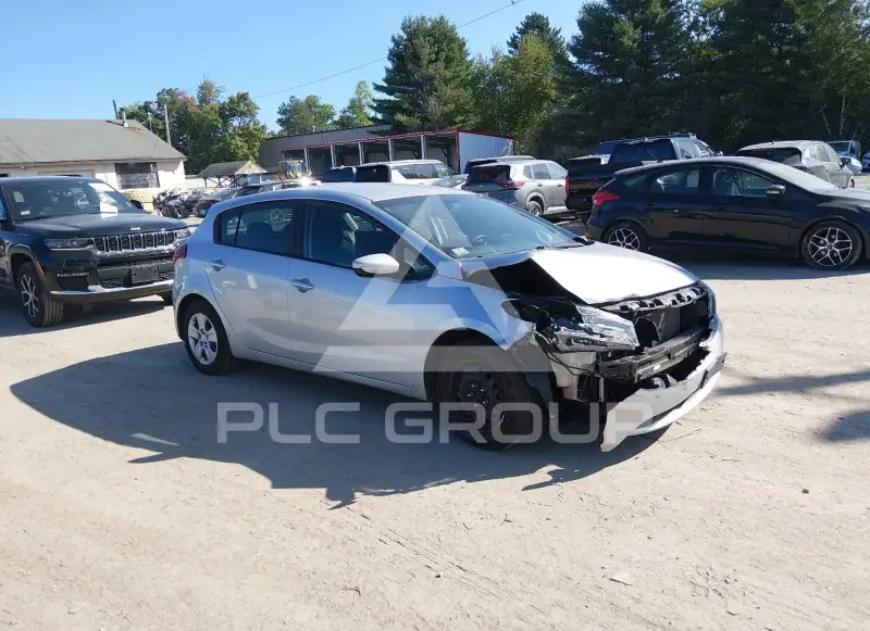 2017 KIA Forte фото