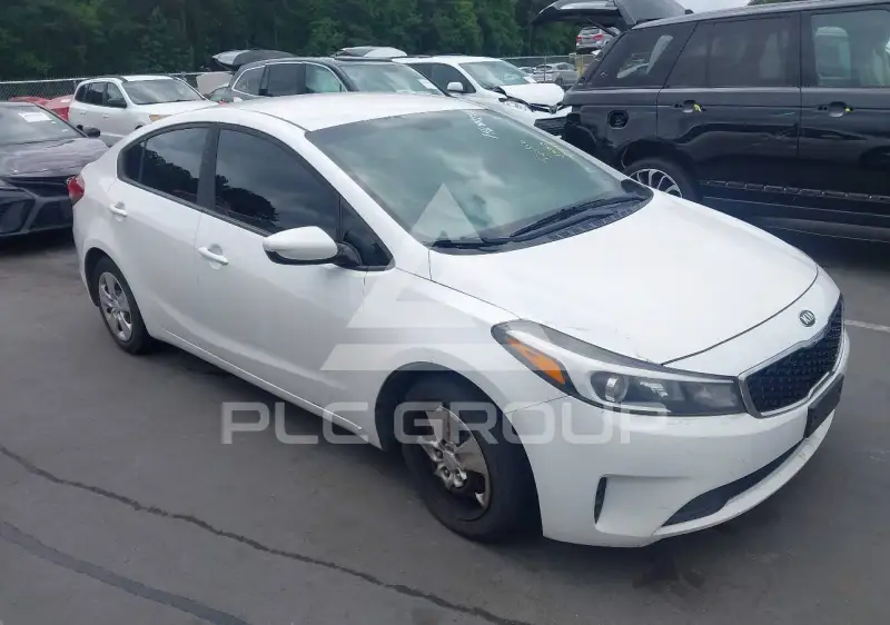 2017 KIA Forte photo