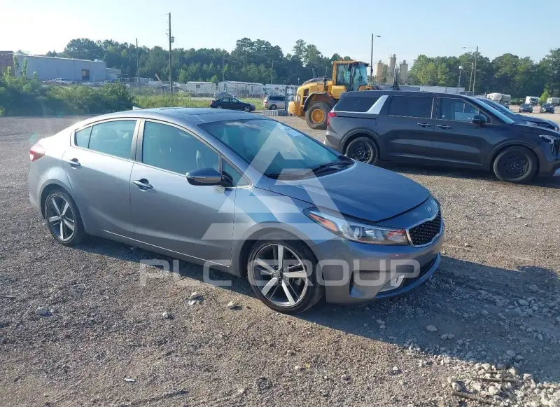 2017 KIA Forte photo