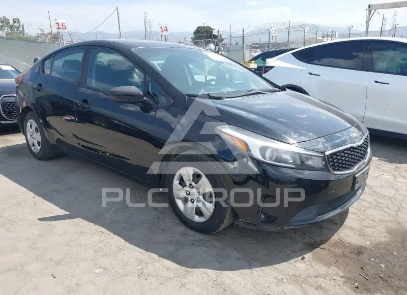 2017 KIA Forte photo