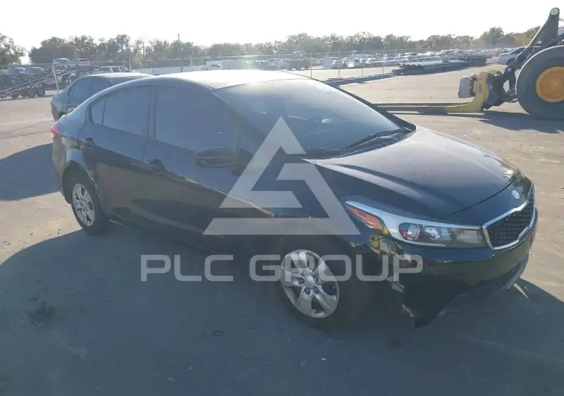 2017 KIA Forte фото