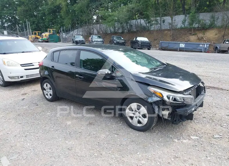 2017 KIA Forte photo