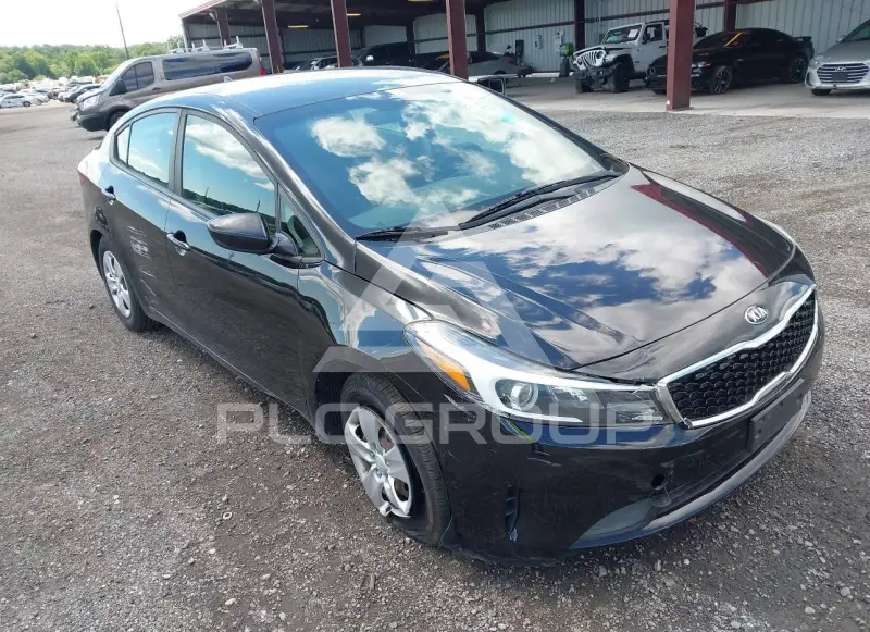 2017 KIA Forte фото
