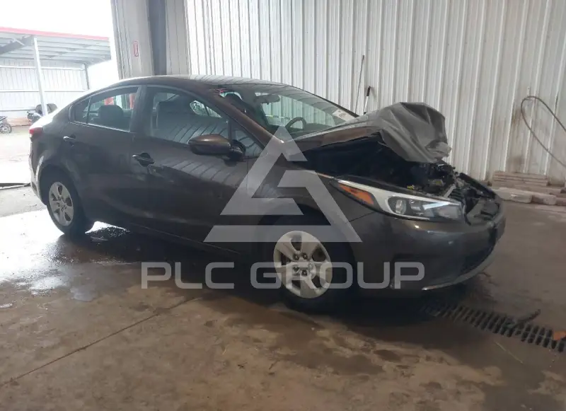 2017 KIA Forte photo