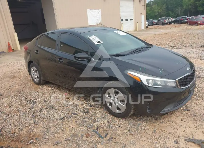 2017 KIA Forte photo
