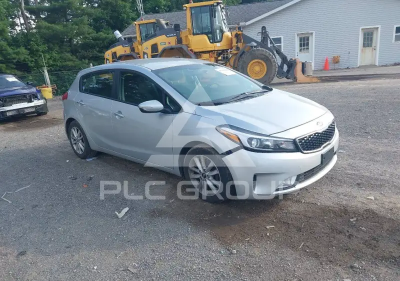 2017 KIA Forte photo
