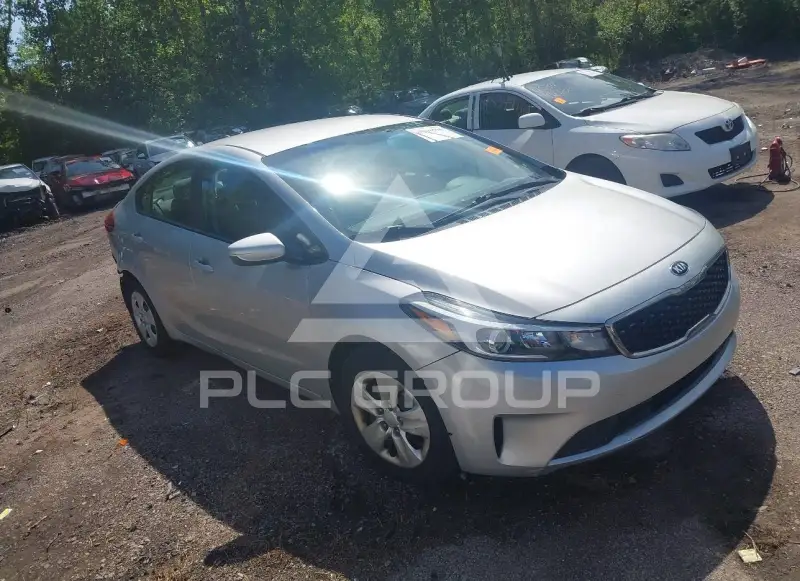 2017 KIA Forte фото