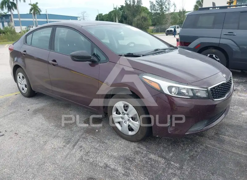 2017 KIA Forte photo