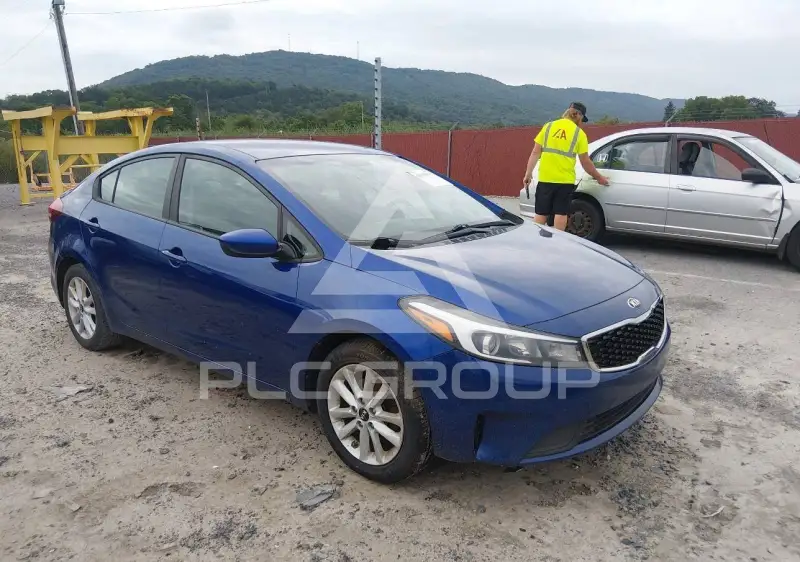2017 KIA Forte photo