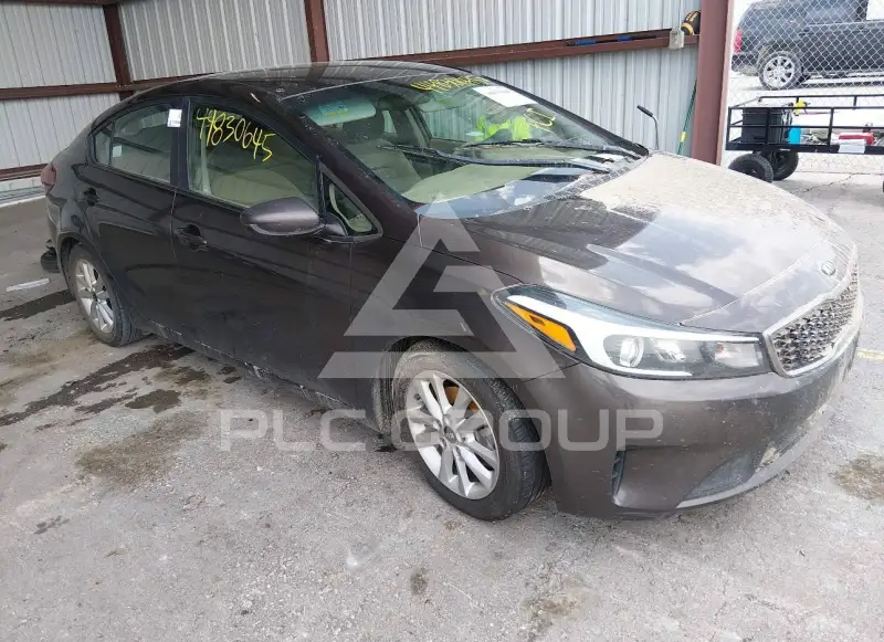 2017 KIA Forte photo