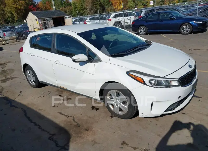 2017 KIA Forte фото