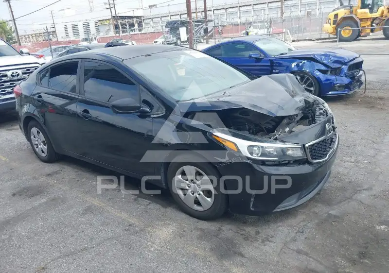 2017 KIA Forte photo