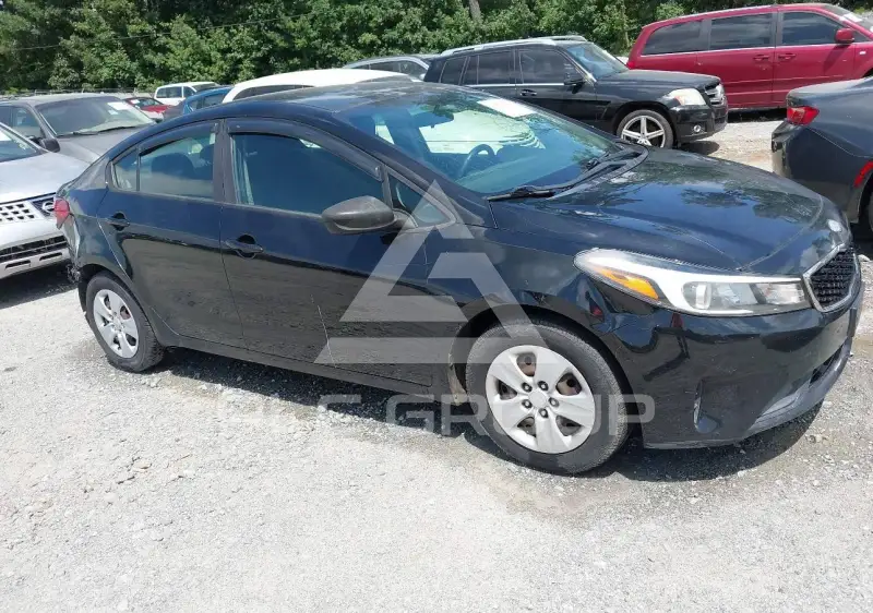 2017 KIA Forte photo