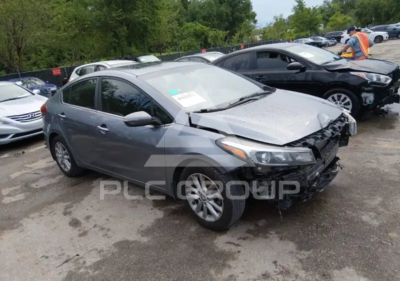 2017 KIA Forte фото