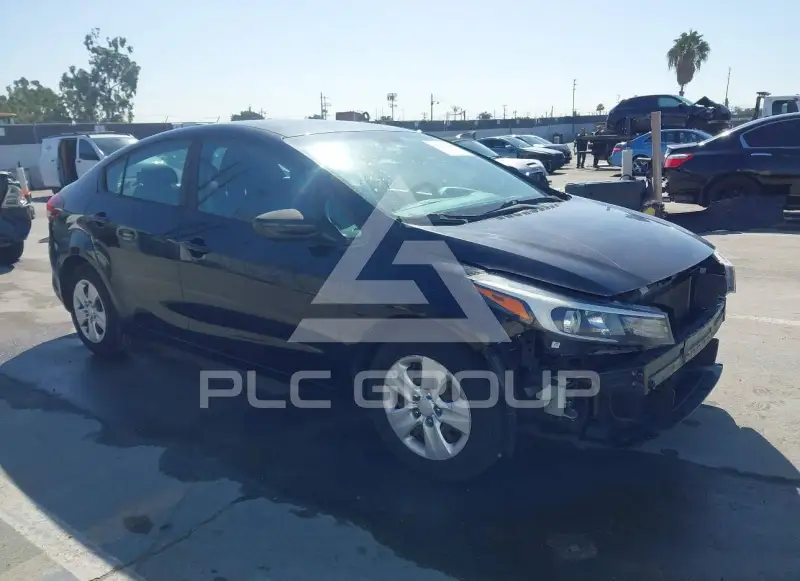 2017 KIA Forte фото