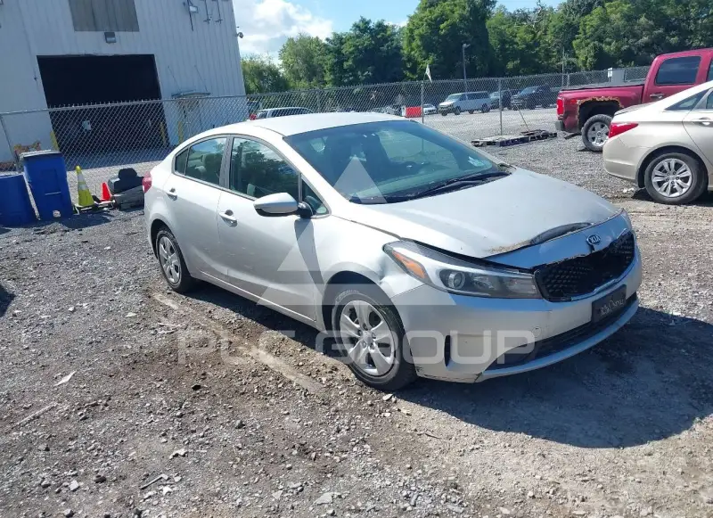 2017 KIA Forte фото