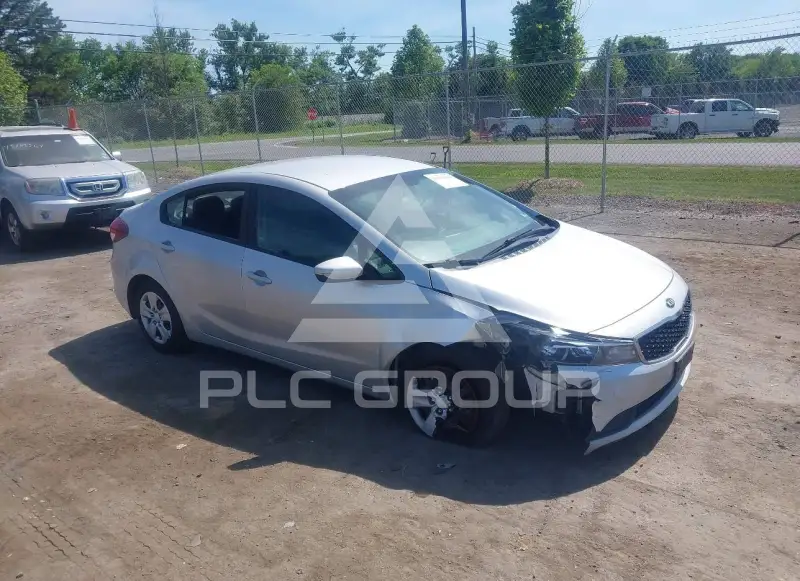 2017 KIA Forte photo