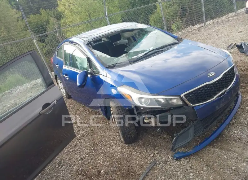 2017 KIA Forte photo