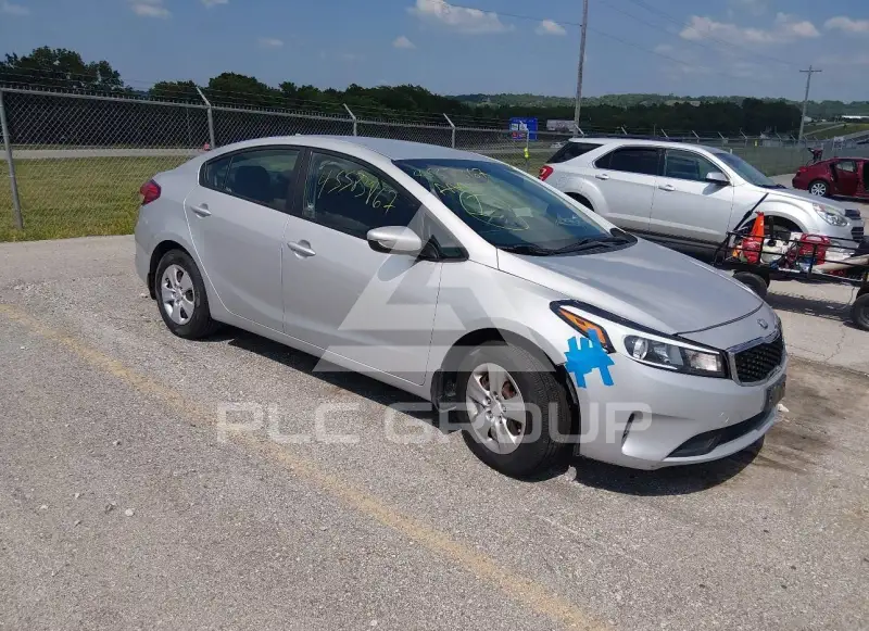 2017 KIA Forte фото