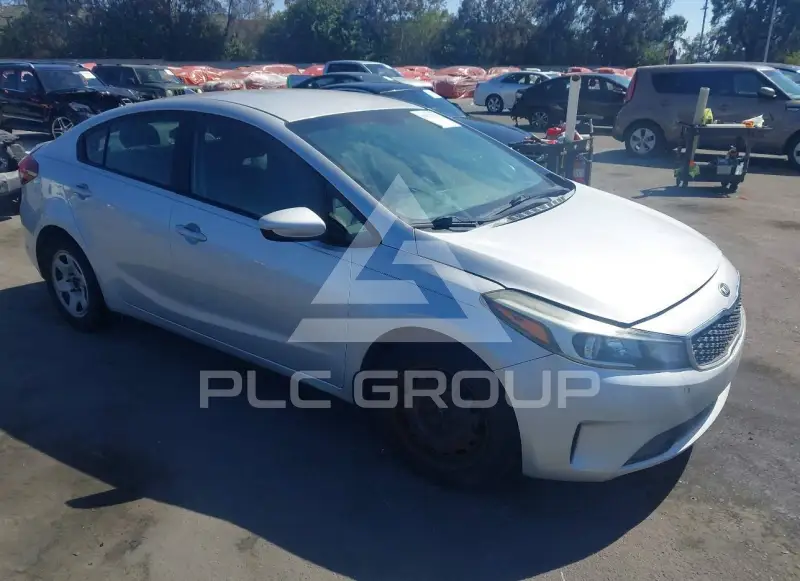 2017 KIA Forte фото