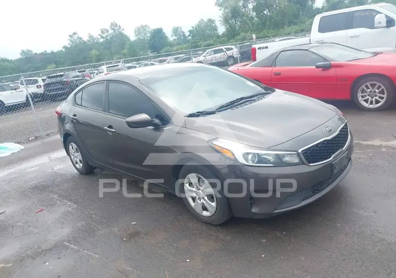 2017 KIA Forte фото